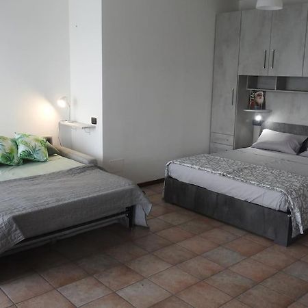 Gin E Gepa Monolocale Lago Como Ngoại thất bức ảnh